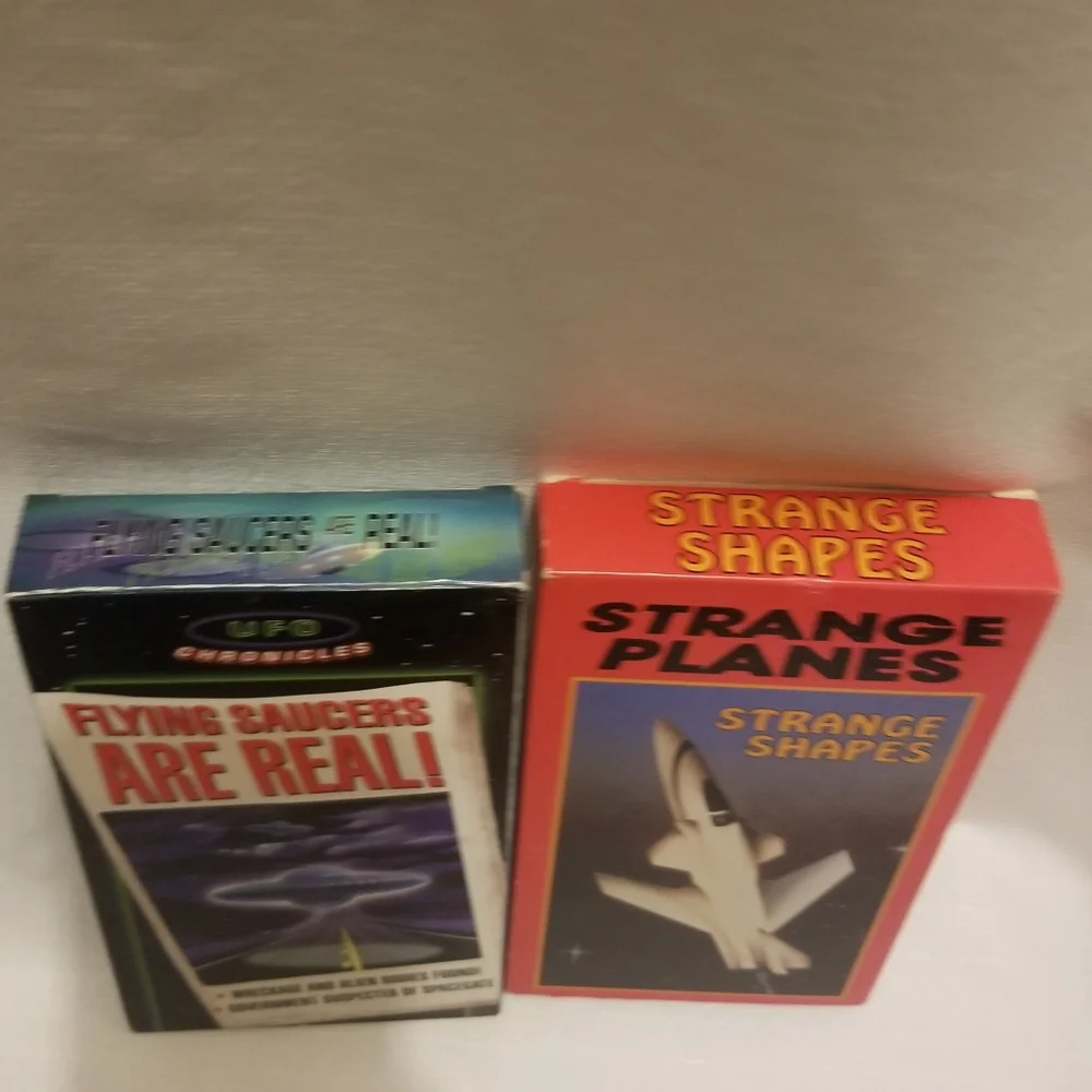 For fans of X Files : 2 90s UFO documentary VHSs - Picture 3 of 6